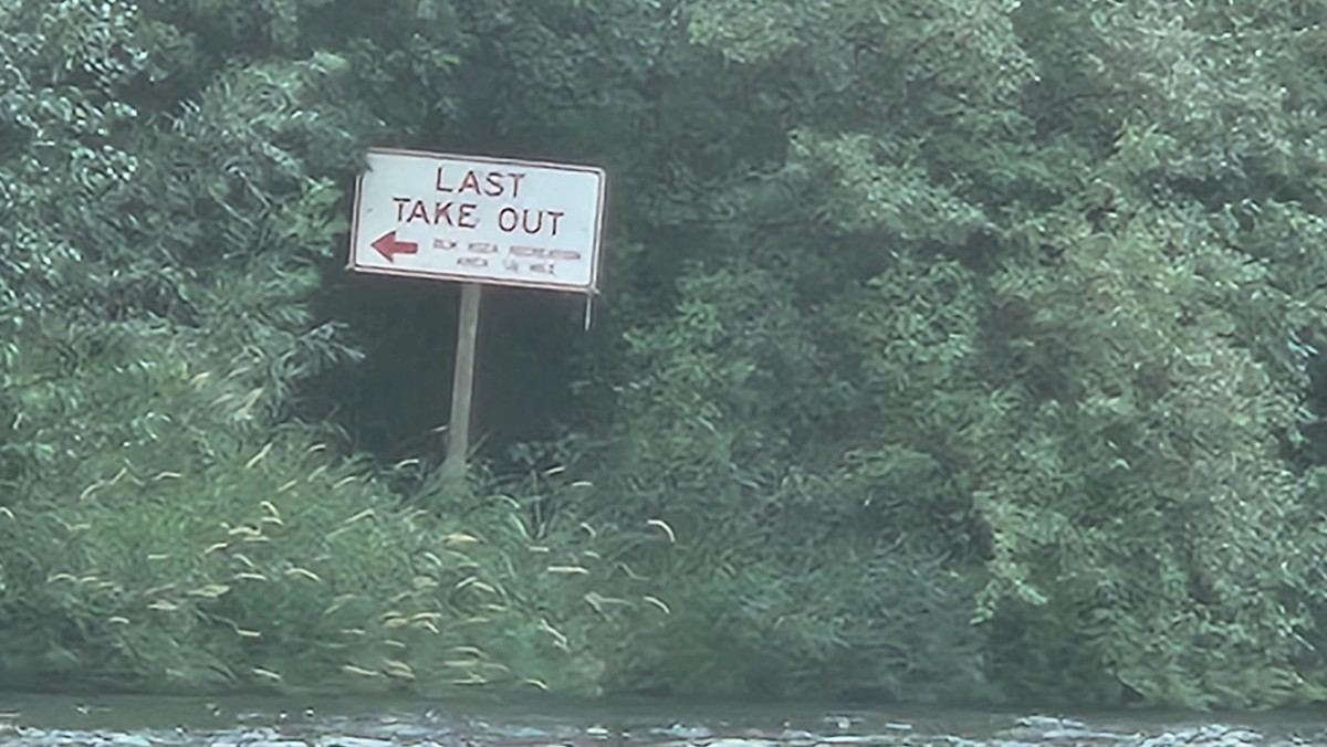 Roza Last Takeout Sign